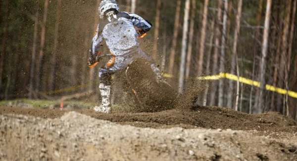 a-motorcross-driver-accelerating-from-the-curve-on-2025-10-10-07-19-10-utc_web